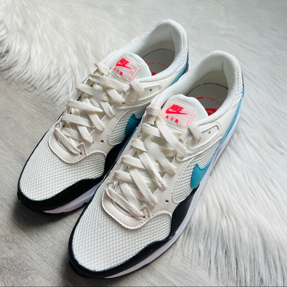 NWT Nike Air Max SC Women’s Shoes - Picture 2 of 10